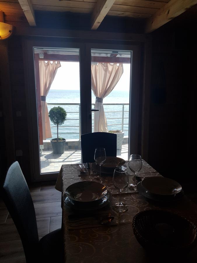Holiday House Kruce Улцин Екстериор снимка