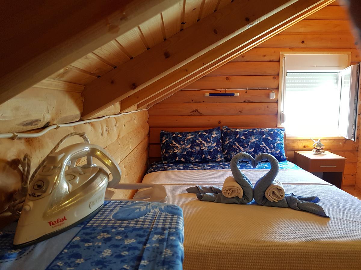 Holiday House Kruce Улцин Екстериор снимка